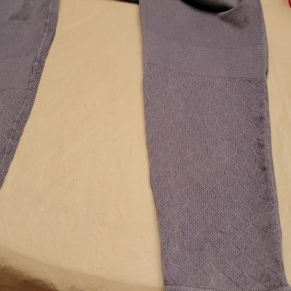 Nanette Lepore Plus Size Leggings - Picture 3 of 5